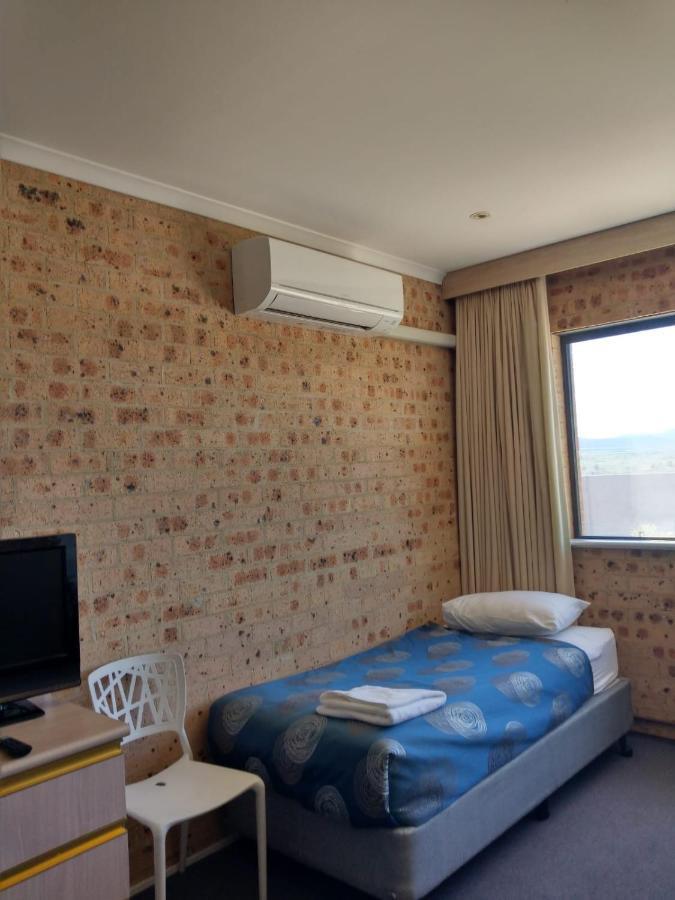 Alpine Resort Motel Джиндабайн Екстериор снимка